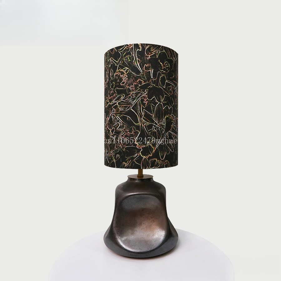 Century Textile & Sewing Supply - Lampu Meja Kain Gilded Liberty: Tekstil